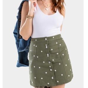 Flower button high waist skirt green